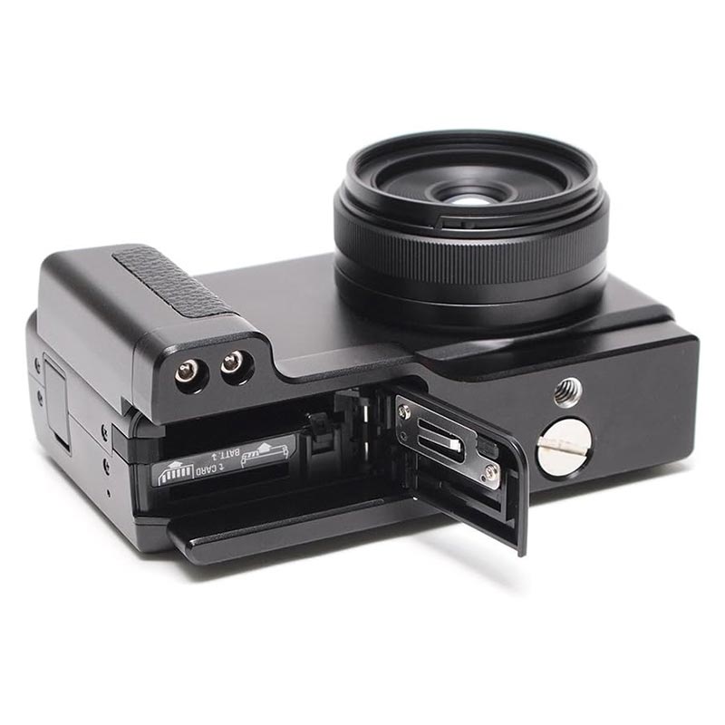 UN SIGMA DP1 DP2 MERRILL Exclusive Grip Bracket – DiverVision