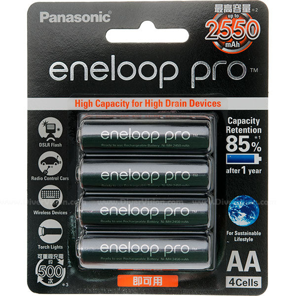 Sanyo Eneloop AA 4-Pack with AC Charger